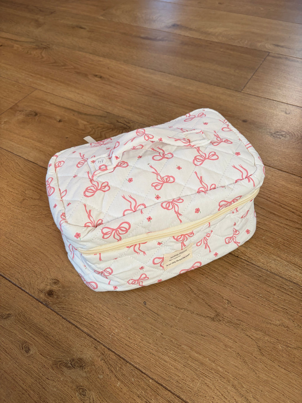 Pochette à noeuds