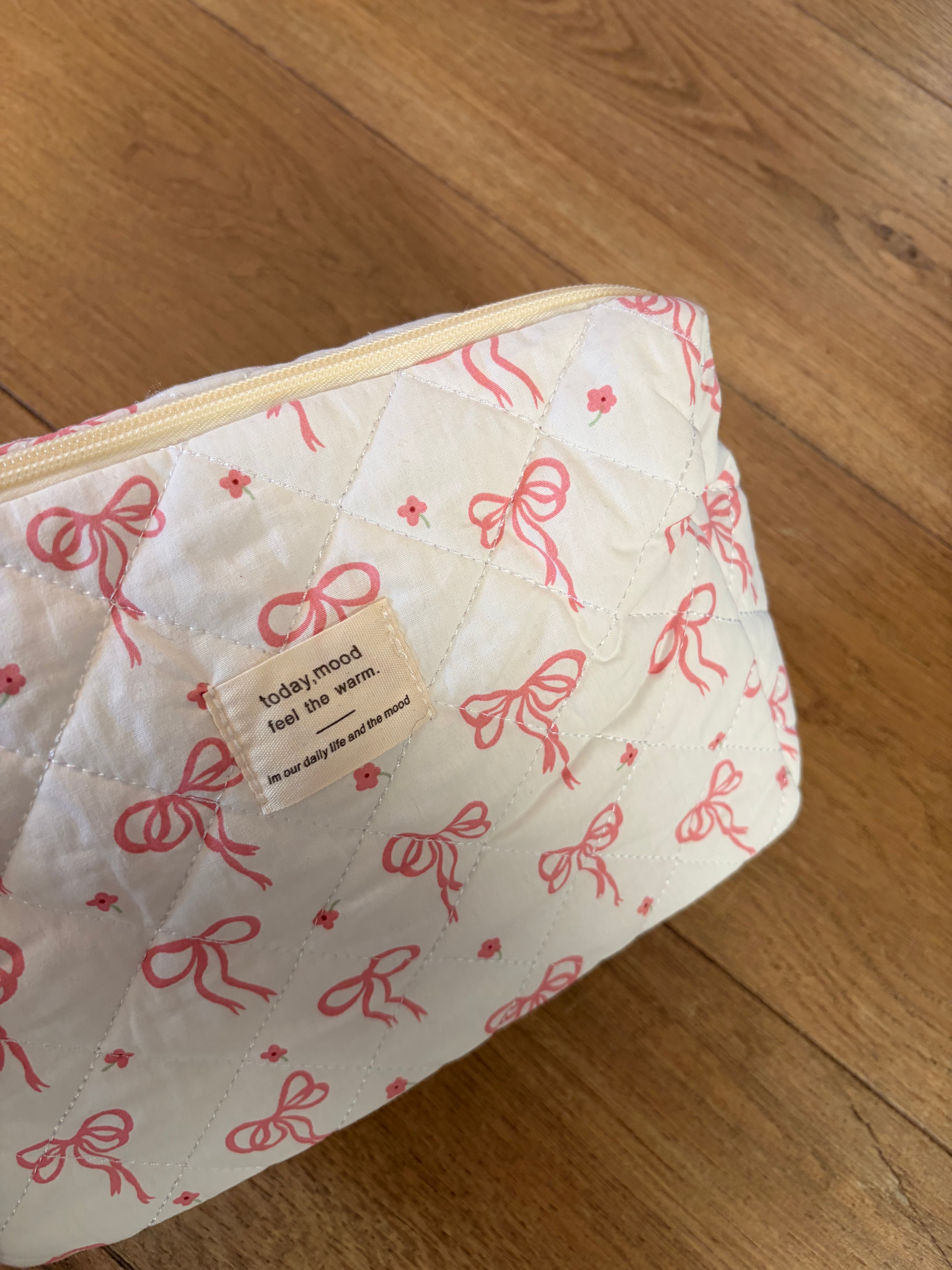 Pochette à noeuds rose
