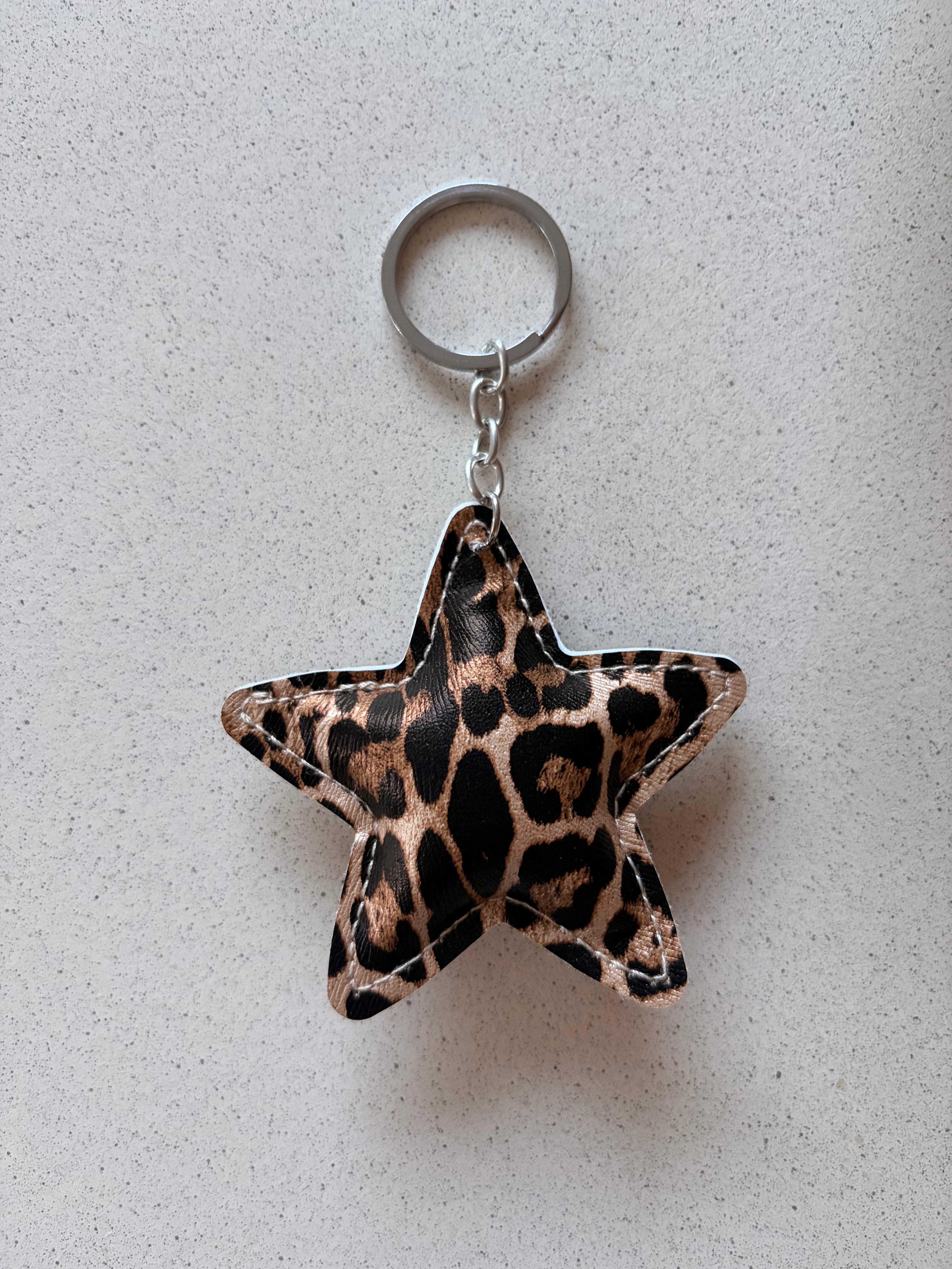 Porte clé Etoile léopard